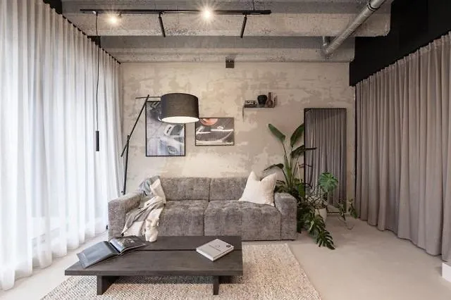 Loft12 - Pool, Wellness, Gym, 12Min To Center Apartment Prague