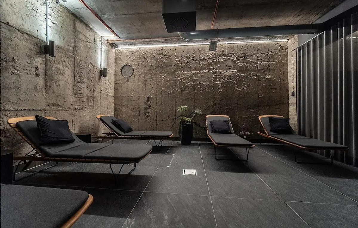 Loft12 - Pool, Wellness, Gym, 12Min To Center Apartment Prague