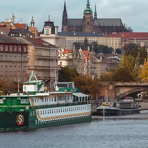 Admiral Bådhotel